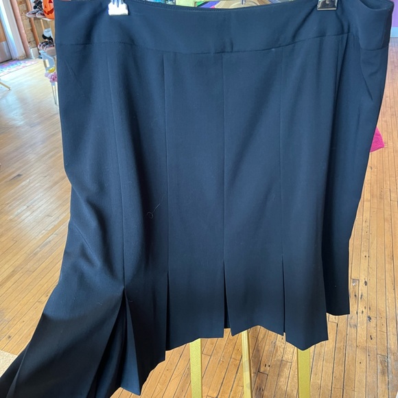 Bandolino Black A-Line Skirt - Picture 3 of 4